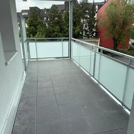 Apartment Messe Essen, Modernes Mit Kueche, Balkon & Self-check-in