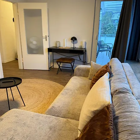 Helles Design-Apartment Mit Balkon Am Grugapark Mit Self-Check-In Appartamento Essen