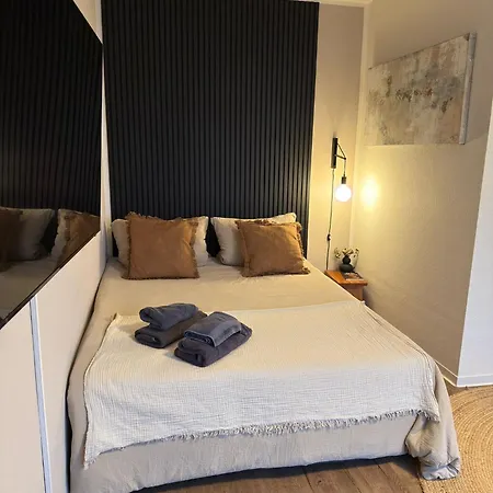 Messe Essen, Modernes Mit Kueche, Balkon & Self-check-in Lägenhet